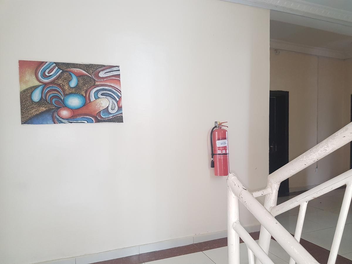 Carlcon Hotels Calabar Exterior photo