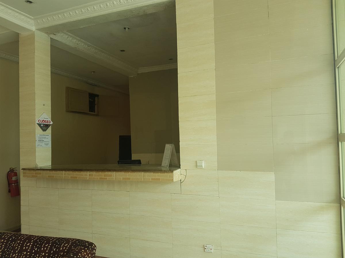 Carlcon Hotels Calabar Exterior photo